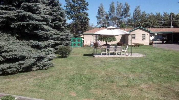 Aspen Motor Inn (Willing Motel) - Web Listing (newer photo)